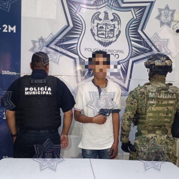 DETIENE POLICÍA DE APIZACO A MASCULINO ARMADO