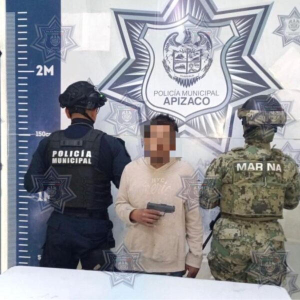 DETIENE POLICÍA DE APIZACO A MASCULINO CON ARMA DE FUEGO