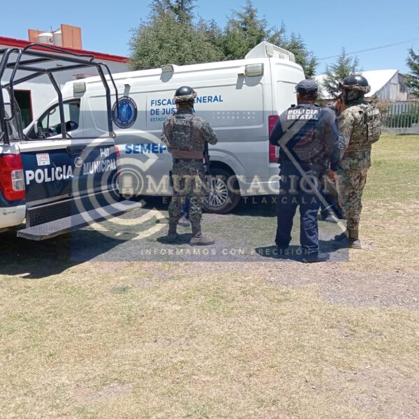 Fatal riña en el centro de Nanacamilpa: Supuestamente «El Chiken» mata a sujeto frente a su pareja