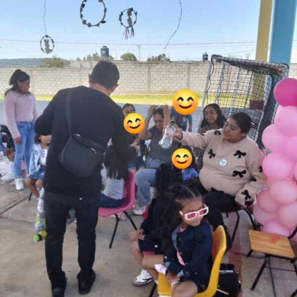 AYUNTAMIENTO DE ESPAÑITA CELEBRA EL DÍA DEL ESTUDIANTE CON NIÑAS Y NIÑOS DE LA COLONIA DEL CARMEN